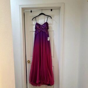 Elegant Fushia Gown Or Prom Dress